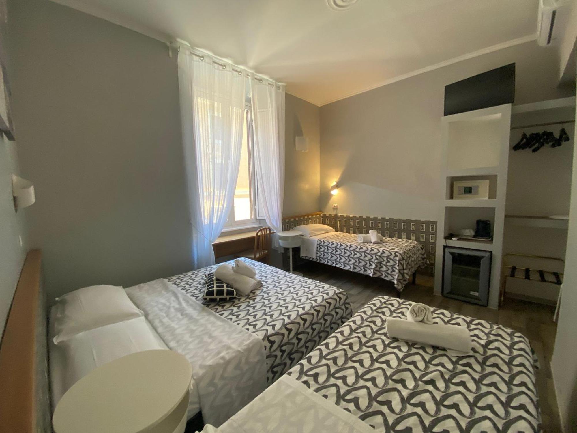 Guest House Fidardo Рим Екстериор снимка